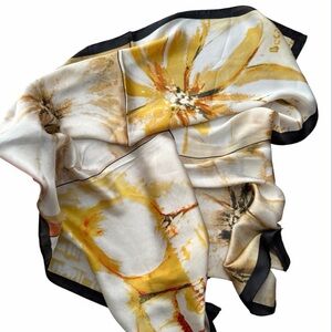 Chic Black and Gold Women's Scarf